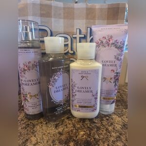 Bath & Body Works Lovely Dreamer  - Purple Floral